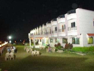 Hotel Pleasant Stay Bijapur  Exterior photo