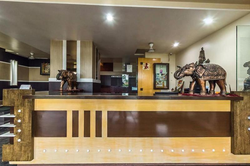 Hotel Pleasant Stay Bijapur  Exterior photo